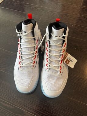 Men's White High-Top Athletic Shoes with Red Accents